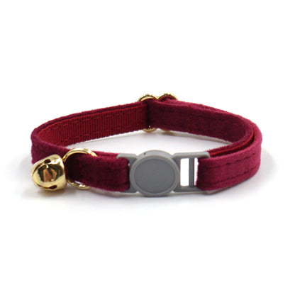 Personalised Velvet Cat Collar with Engraved Name Tag & Bell – Breakaway Safety Cat Collar (52 Colours)