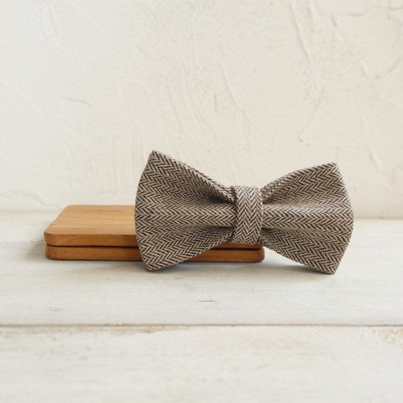 Luxurious Suit Wedding Dog Collar - Personalised with Name - Cream, Grey, White Brown, Brown or Blue, Detachable Bowtie