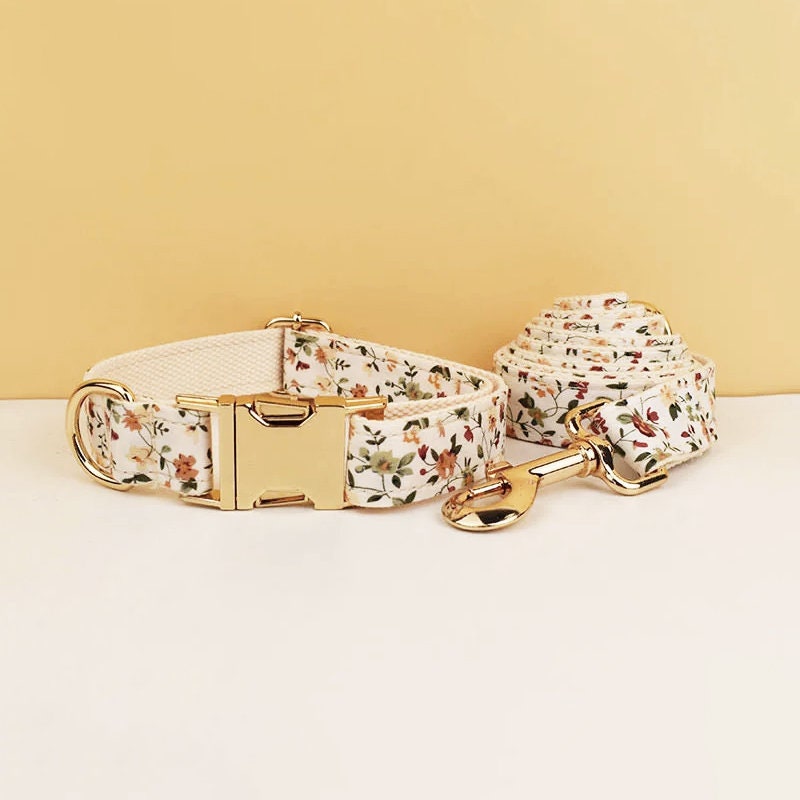 Personalised Dog Collar Leash Bowtie in White Floral Pattern, Flower Puppy Collar Bowtie, Handmade Dog Collar Leash Bowtie for Birthday Gift