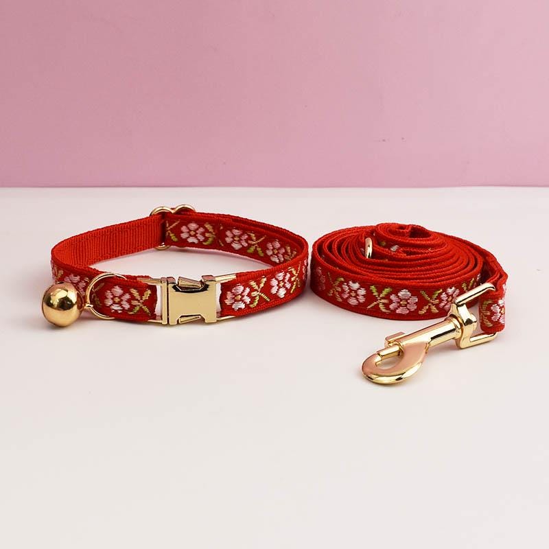 Girl Cat Collar, Personalised Tag, Custom Embroidery Cat Collar with Bell or Leash, Collar for female Cat, Engraved Name Lace Puppy Collar