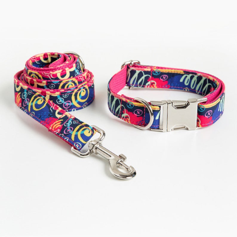 Graffiti Design Custom Dog Collar Set