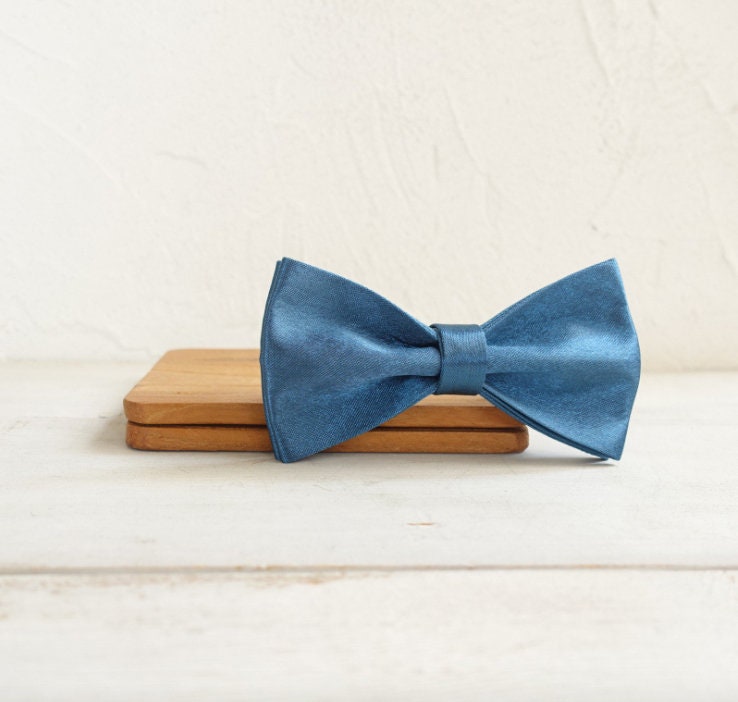 Silky Shiny Dog Collar and Leash set with Bowtie Available