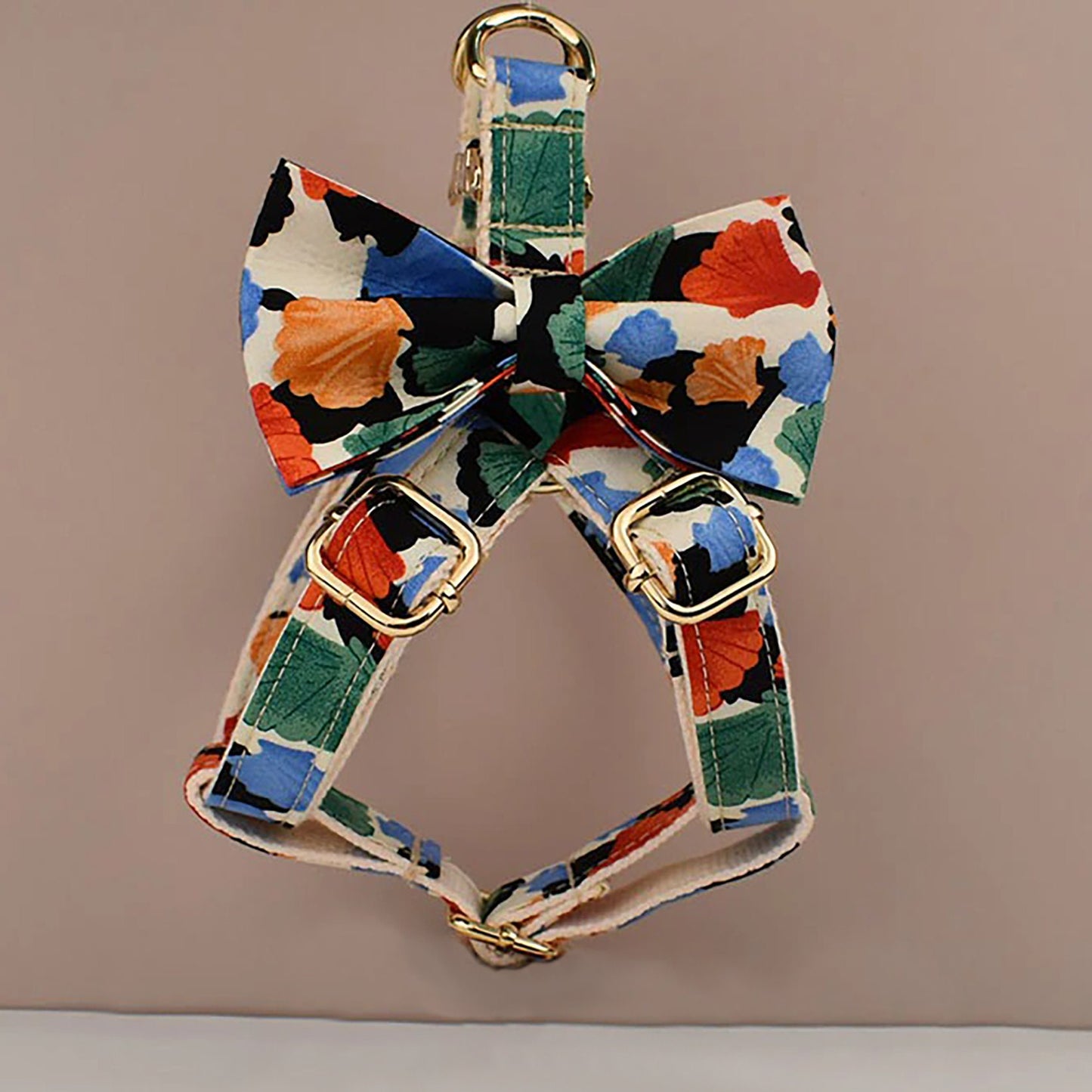 Colorful Shell Prints Dog and Lead Set, Step-In Harness, Bowtie
